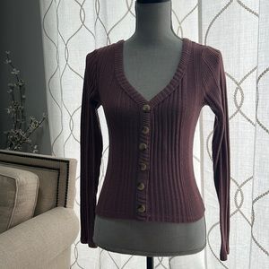 Purple sweater/shirt with marbled buttons